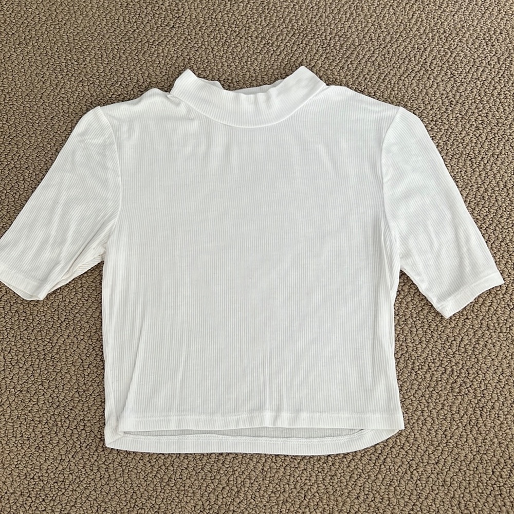 White ribbed crop t shirt